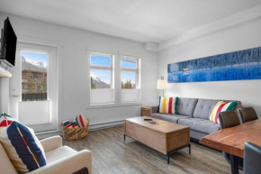 Beautiful Renovated Wolf 2Bed 2Bath